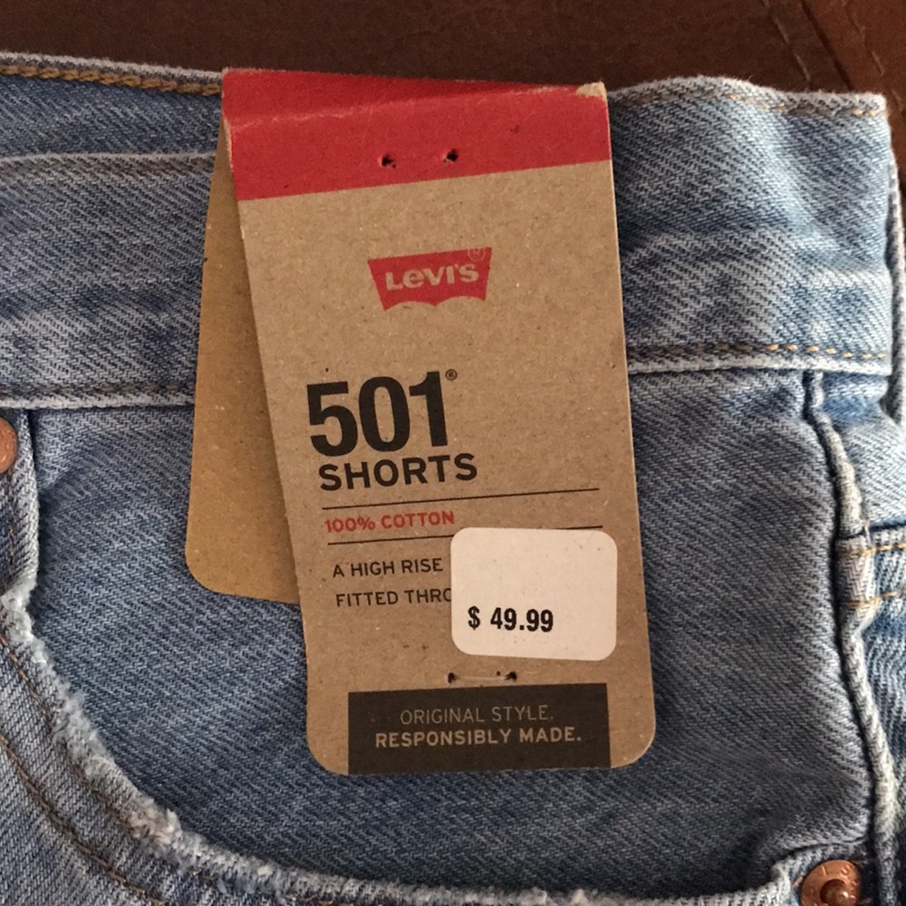 Levi's 501 Light Blue Distressed Women's Denim Shorts waist 29 - Picture 2 of 6